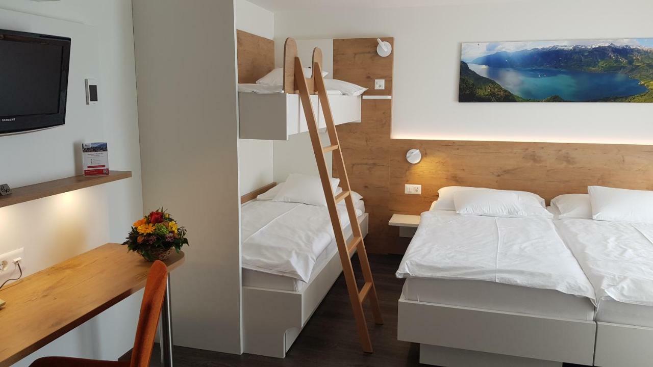 Chambre Quadruple Supérieure avec Climatisation