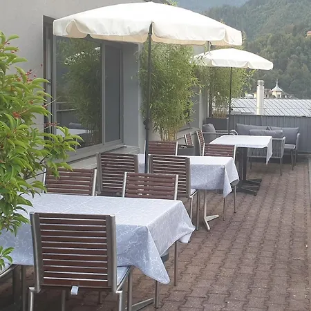 Hotel Merkur - West Station-2
